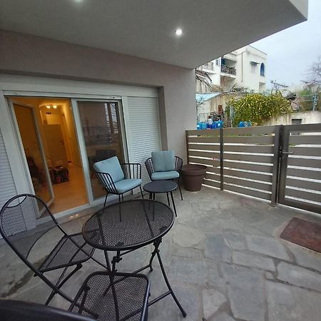 Elenis House Apartment เนอาเปรามอส ภายนอก รูปภาพ