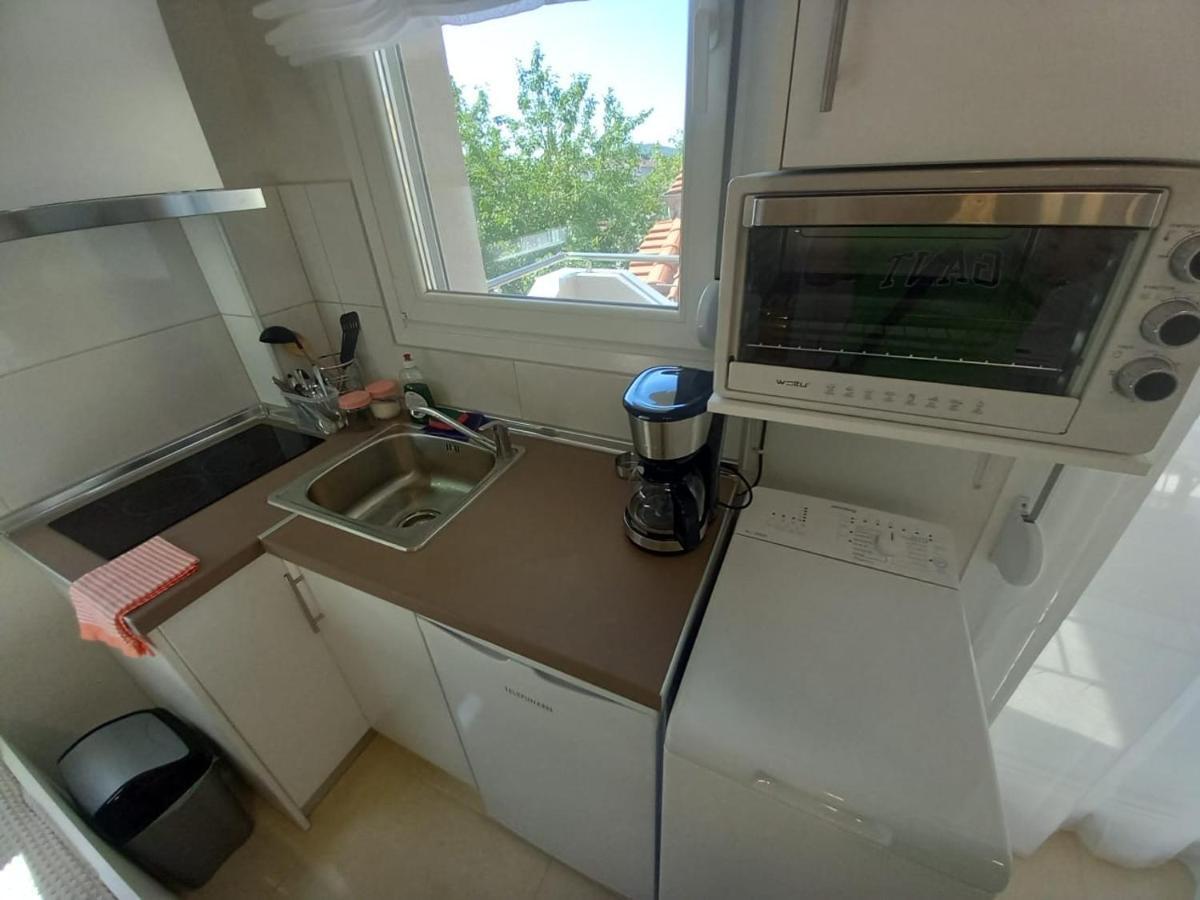Elenis House Apartment เนอาเปรามอส ภายนอก รูปภาพ